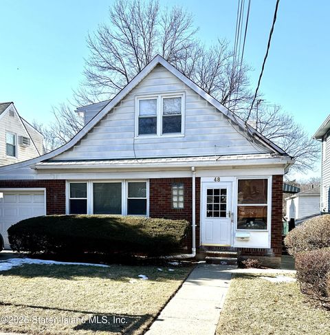 Photo of 48 Seneca Avenue, Staten Island, NY 10301 (MLS # 2500388)