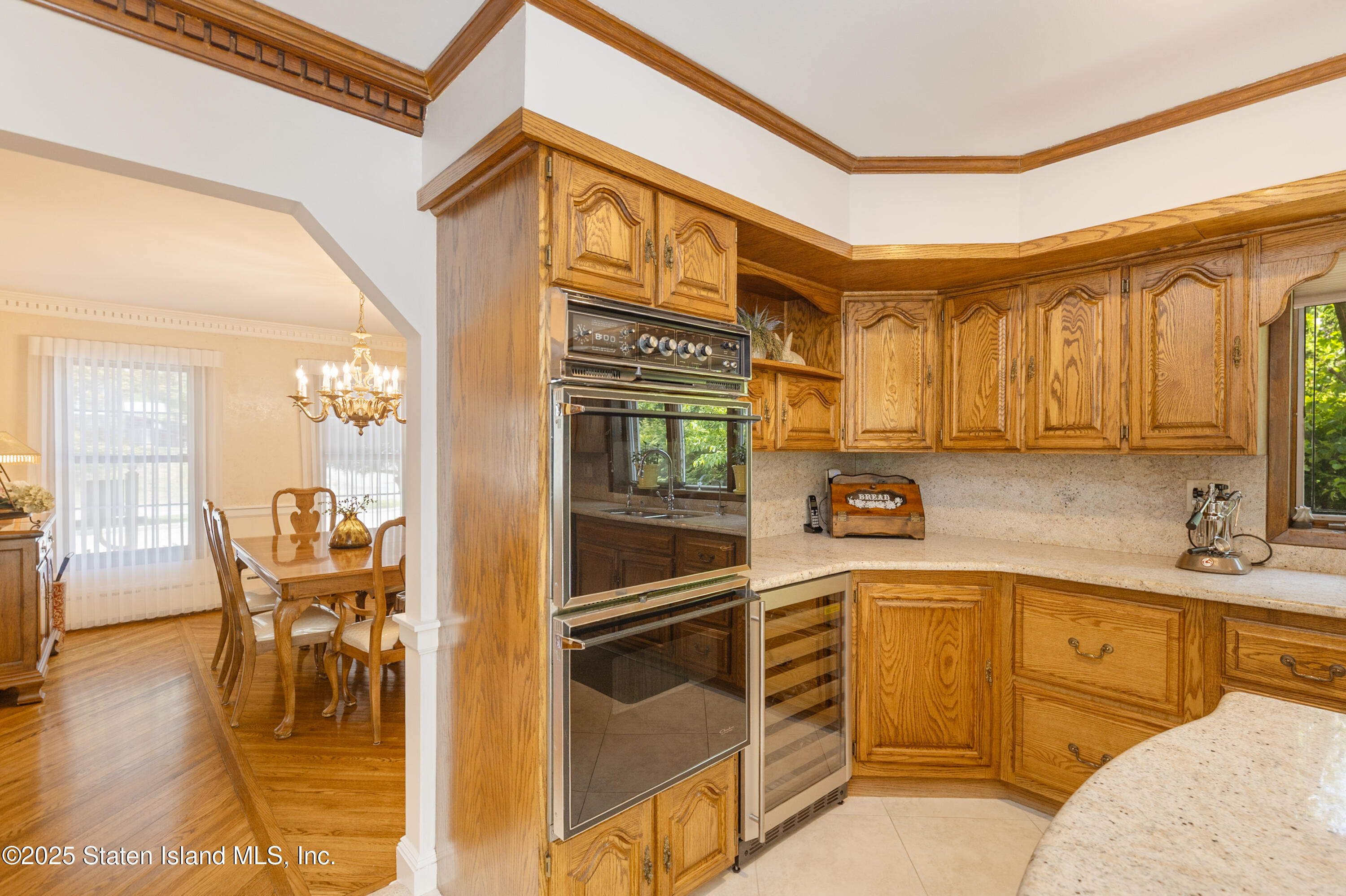 110 Wadsworth Road, Staten Island, New York image 32