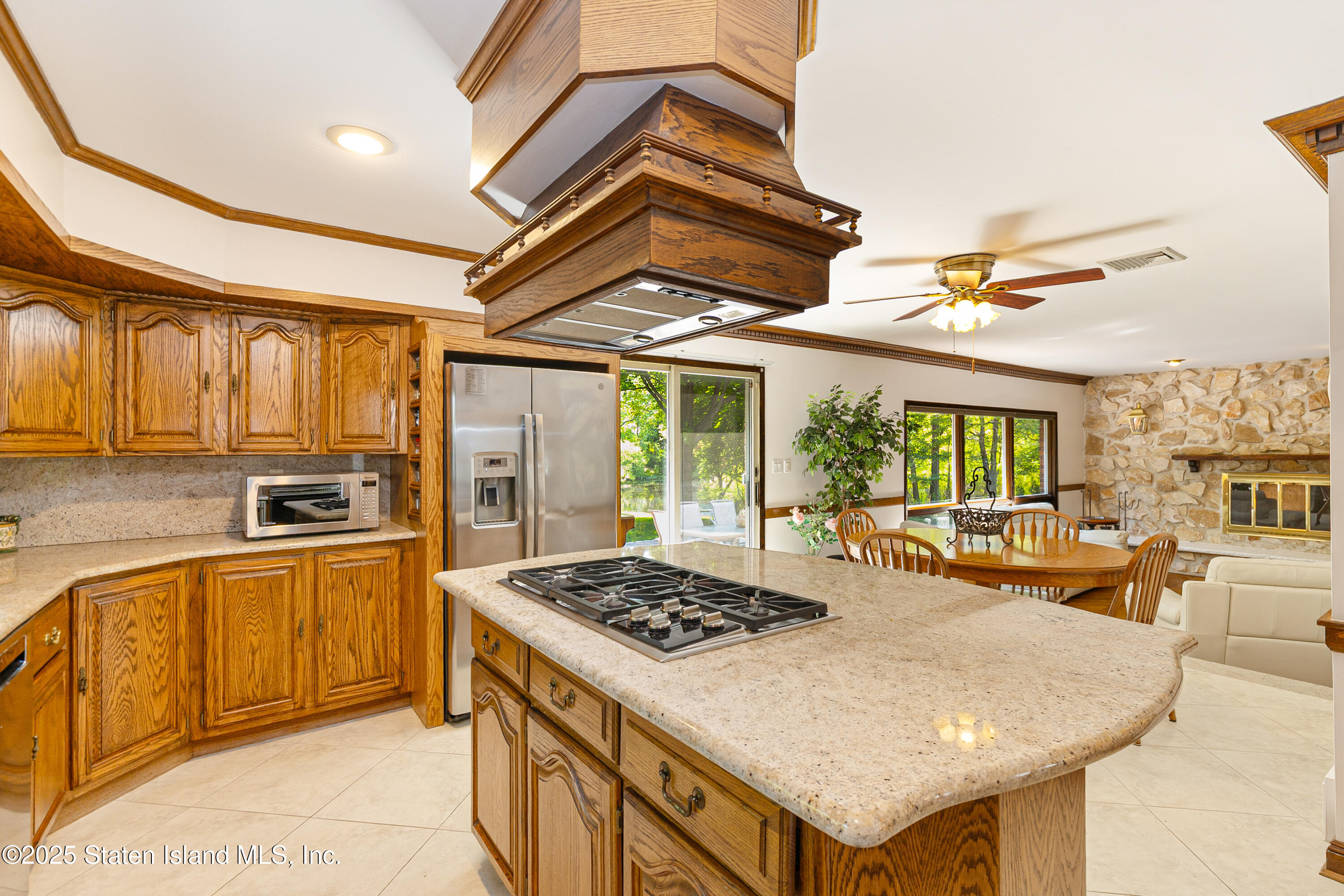 110 Wadsworth Road, Staten Island, New York image 33