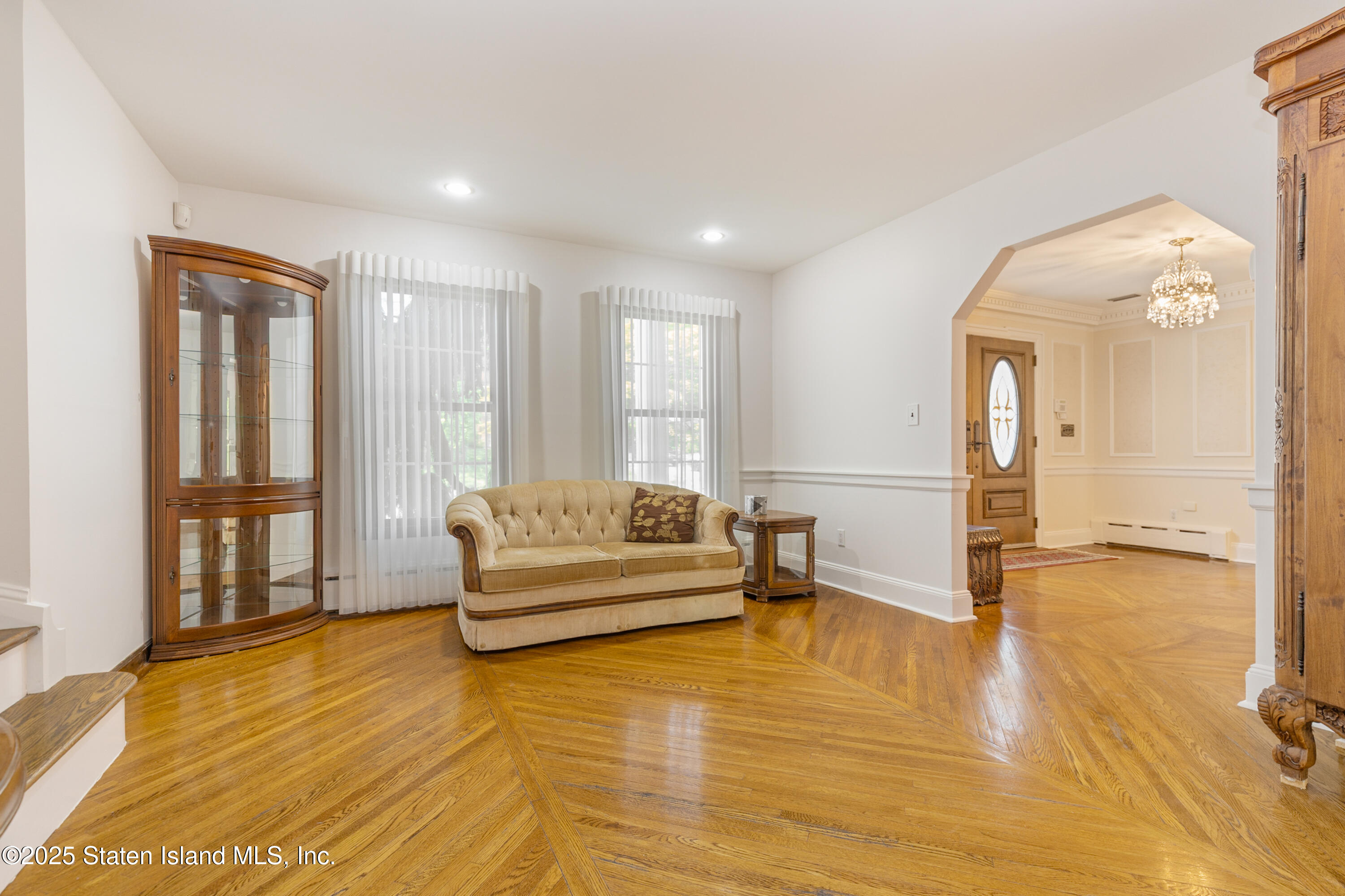 110 Wadsworth Road, Staten Island, New York image 17