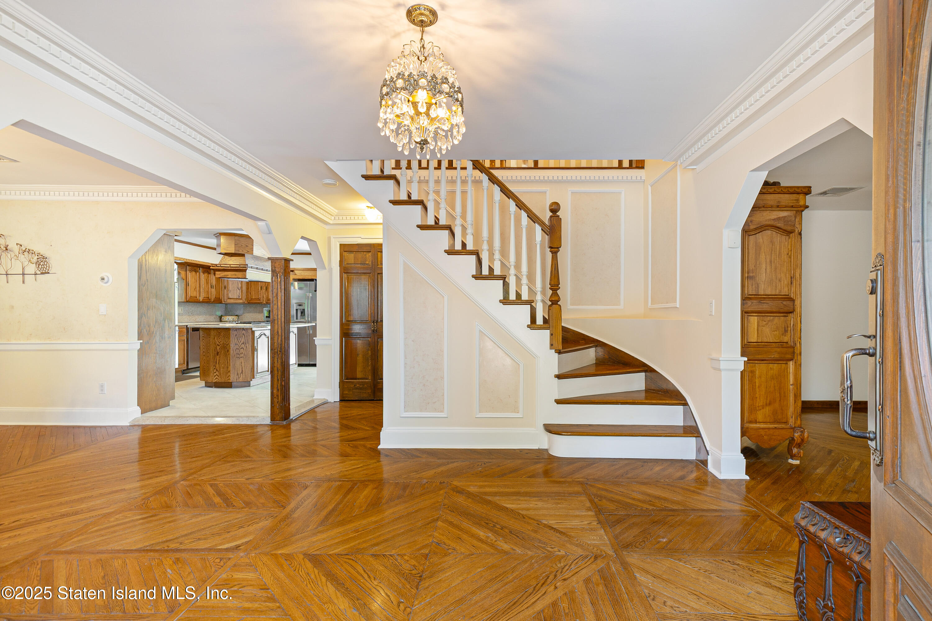 110 Wadsworth Road, Staten Island, New York image 13