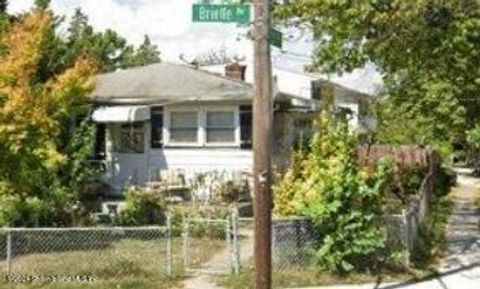 Photo of 51 Brielle Avenue, Staten Island, NY 10314 (MLS # 2403184)