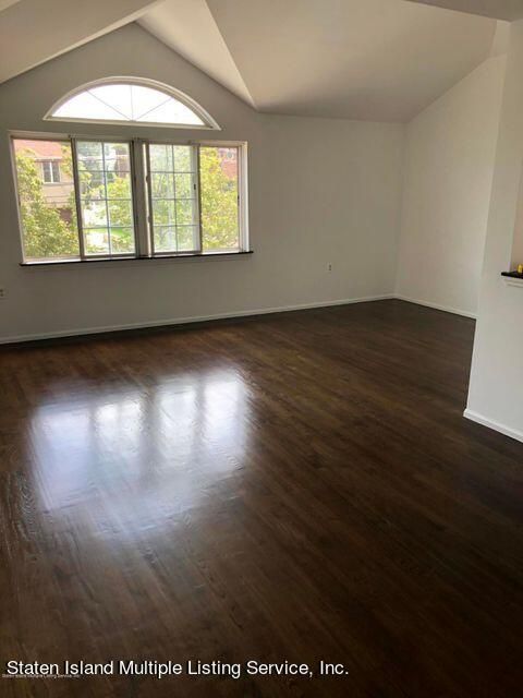 Photo of 770 Rossville Avenue, Staten Island, NY 10309 (MLS # 1158522)