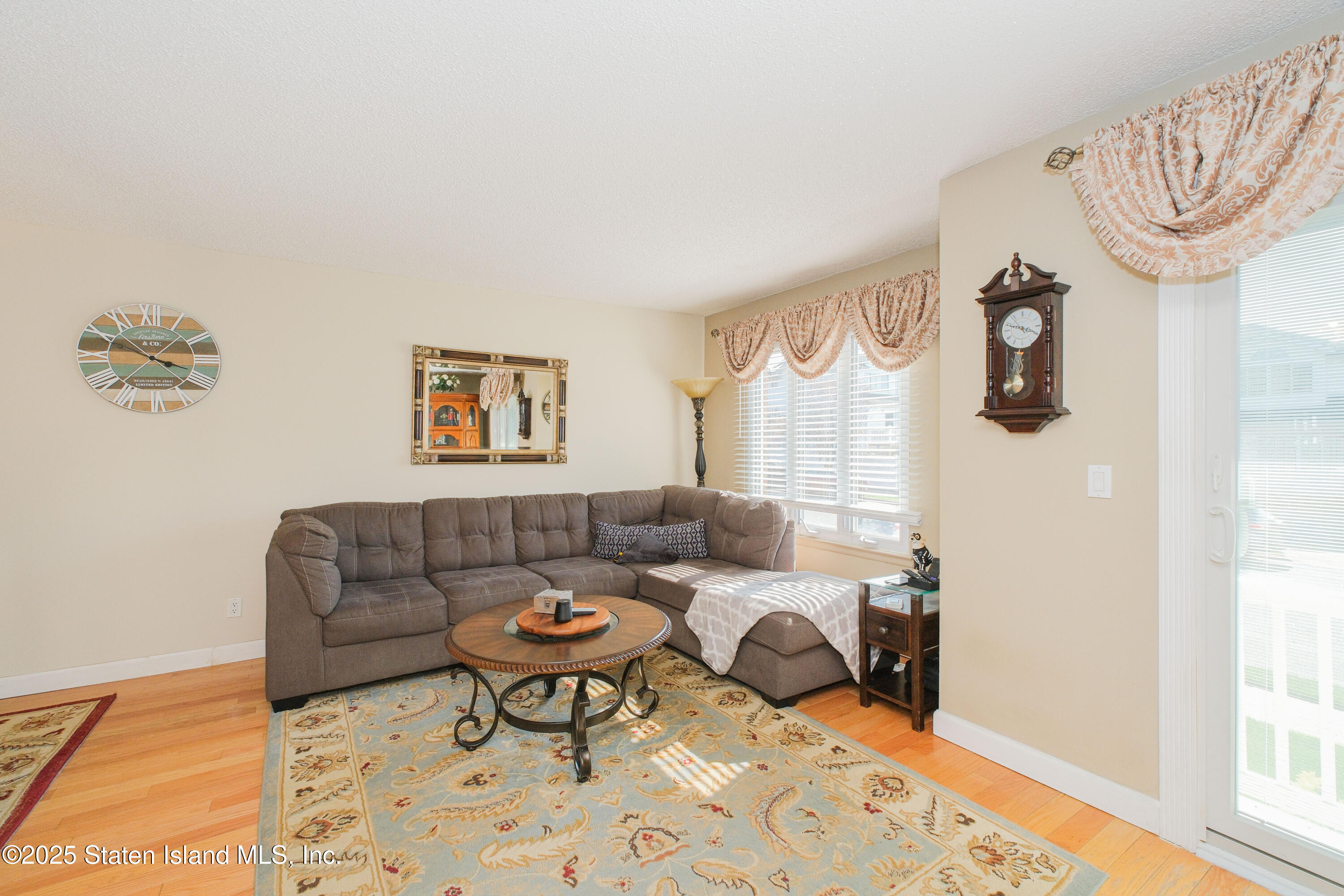 397 Elvin Street, Staten Island, New York image 6