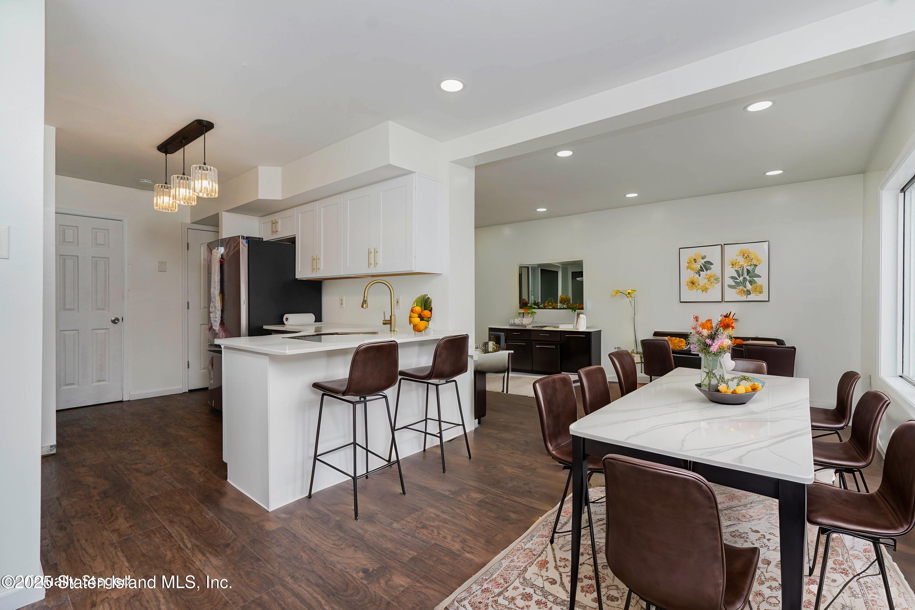 51 Emily Lane, Staten Island, New York image 4