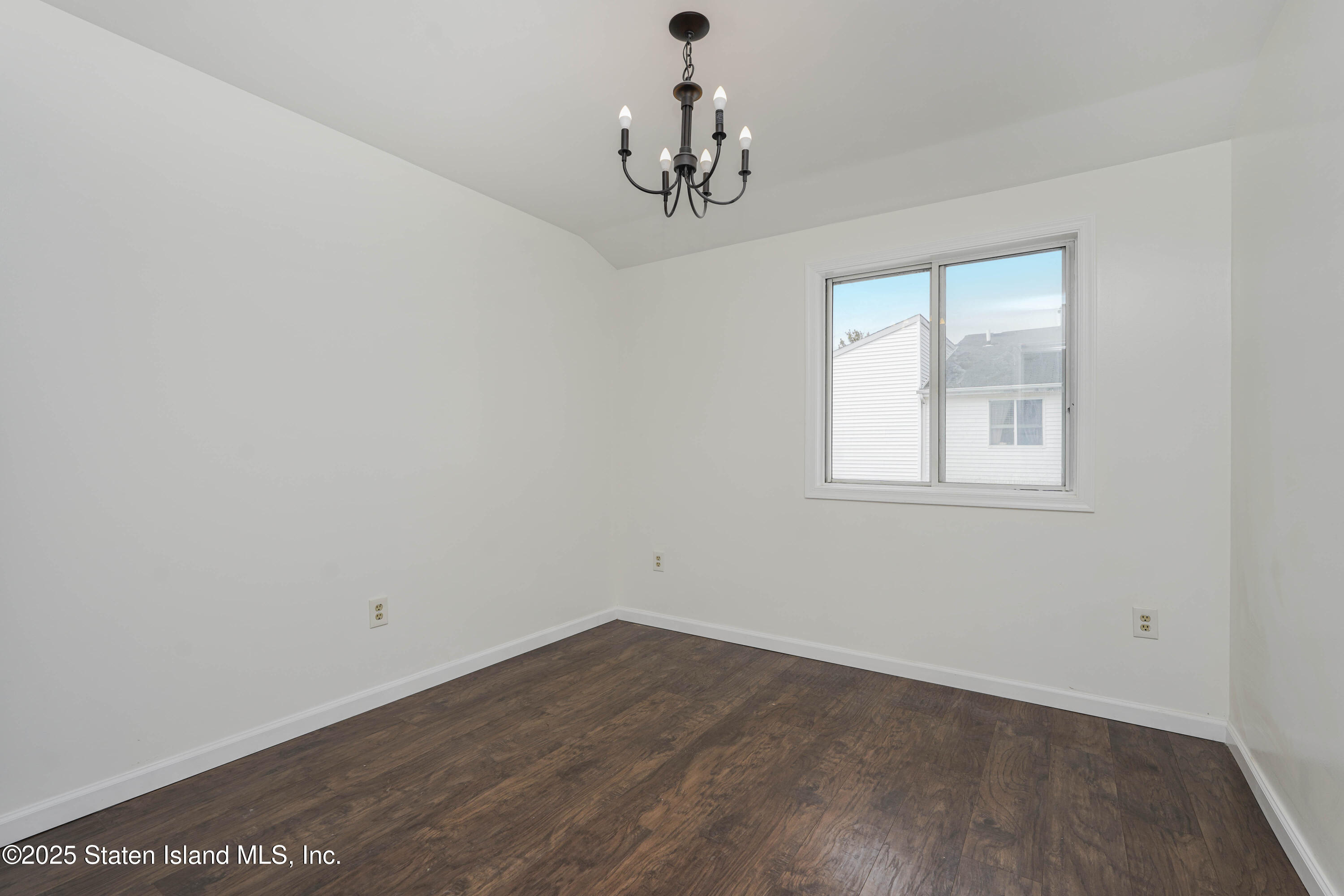 51 Emily Lane, Staten Island, New York image 14