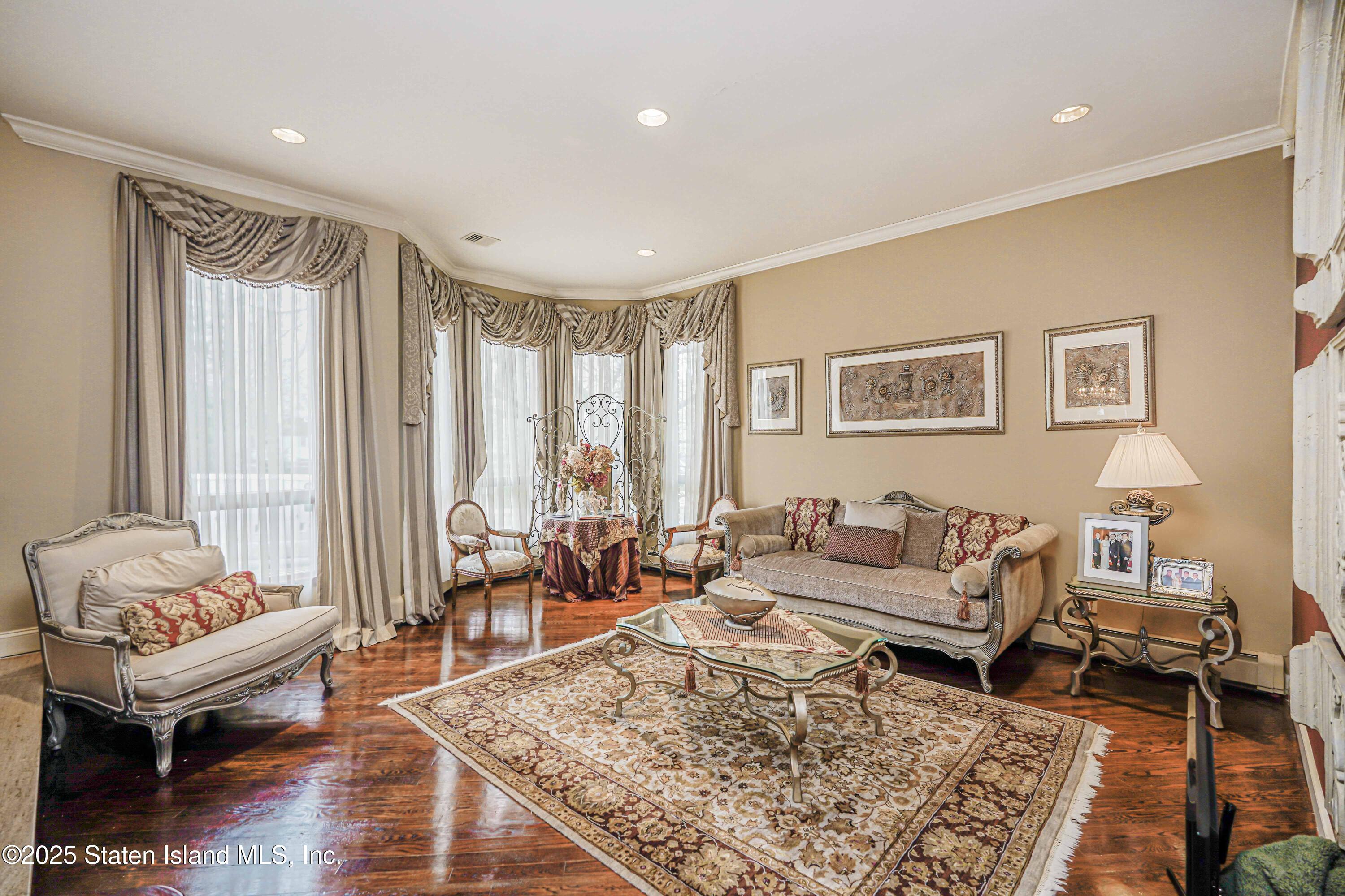 10 Maguire Court, Staten Island, New York image 12