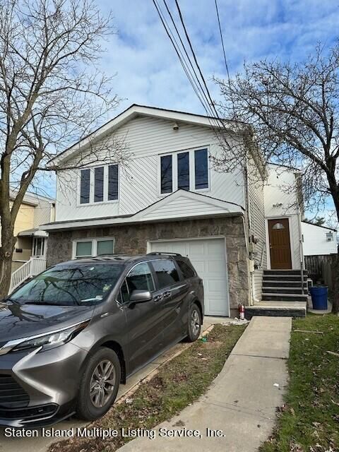 Photo of 719 Woolley Avenue, Staten Island, NY 10314 (MLS # 1165961)