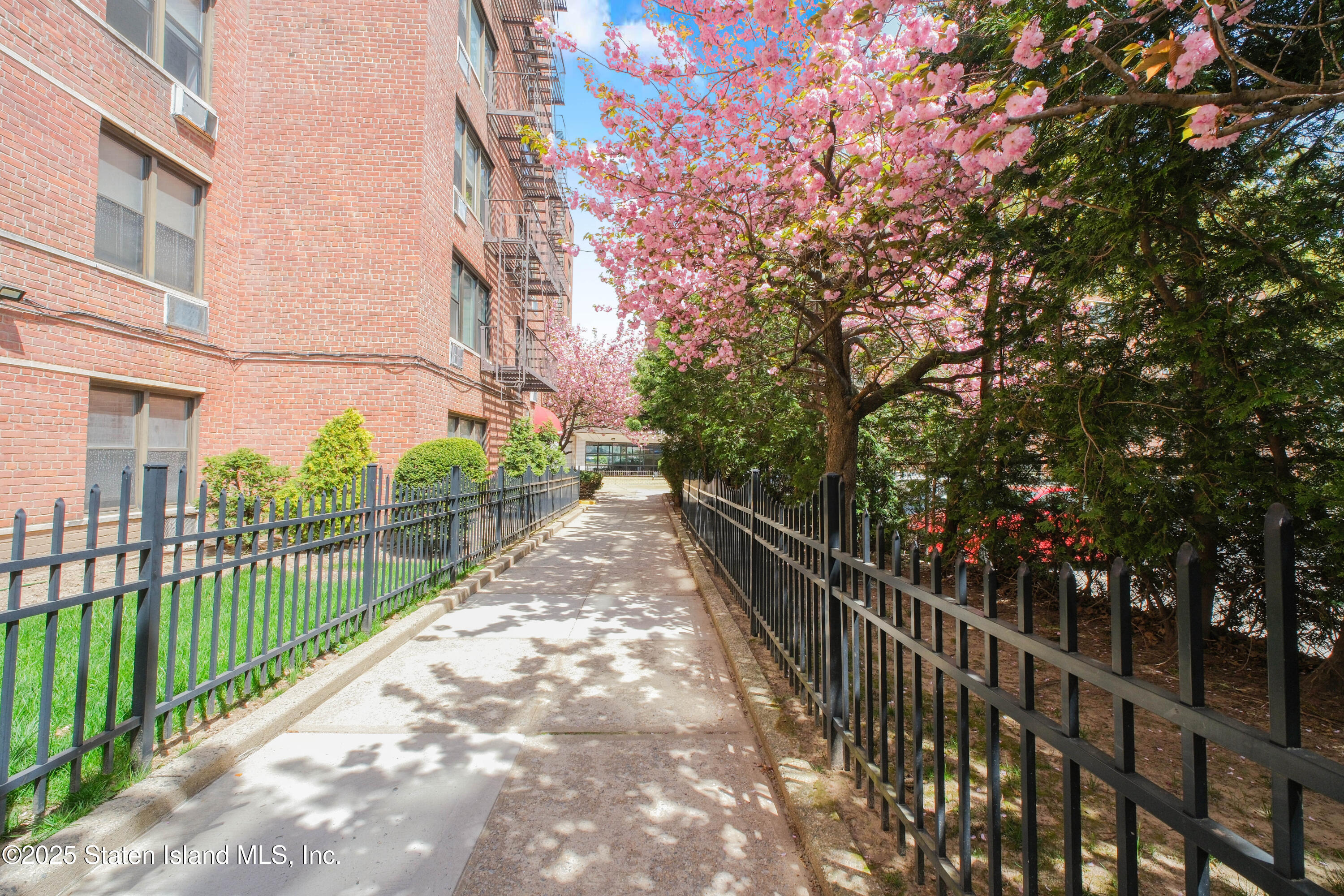 100 Colfax Avenue #APPT 6P, Staten Island, New York image 22