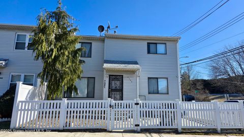 Photo of 708 Elbe Avenue #A, Staten Island, NY 10304 (MLS # 2500997)