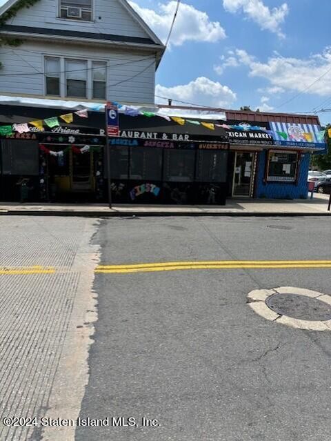 Photo of 30 Giffords Lane, Staten Island, NY 10308 (MLS # 2403383)