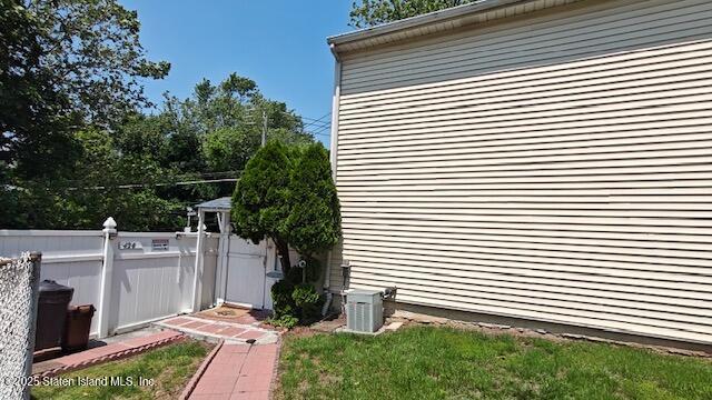 420 Arthur Kill Road, Staten Island, New York image 3