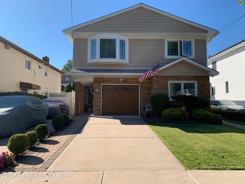 Photo of 149 Rensselaer Avenue, Staten Island, NY 10312 (MLS # 2505193)