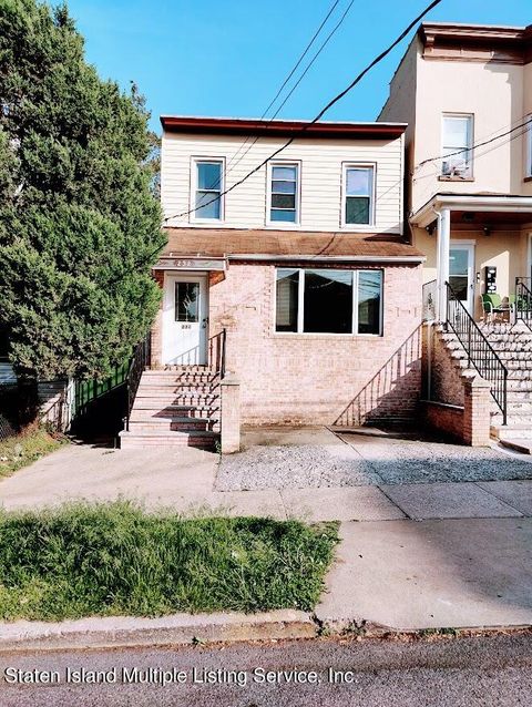 Photo of 232 Hylan Boulevard, Staten Island, NY 10305 (MLS # 1162043)