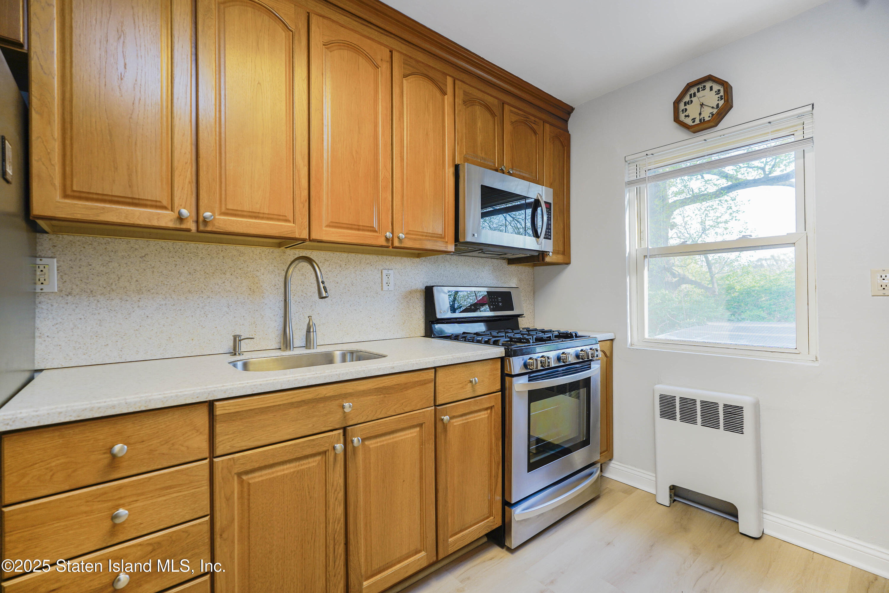10 Seth Court #B, Staten Island, New York image 7