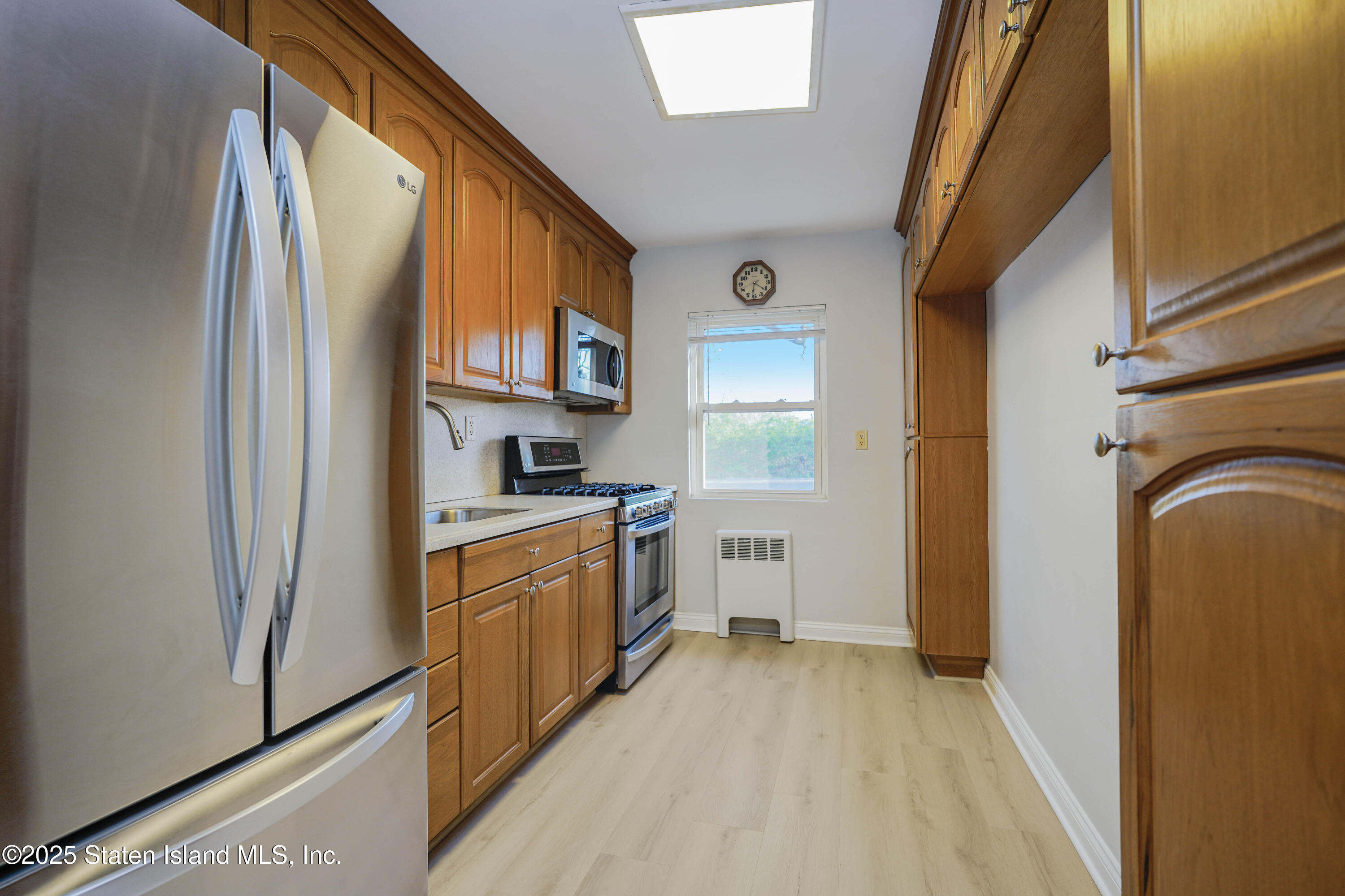 10 Seth Court #B, Staten Island, New York image 5