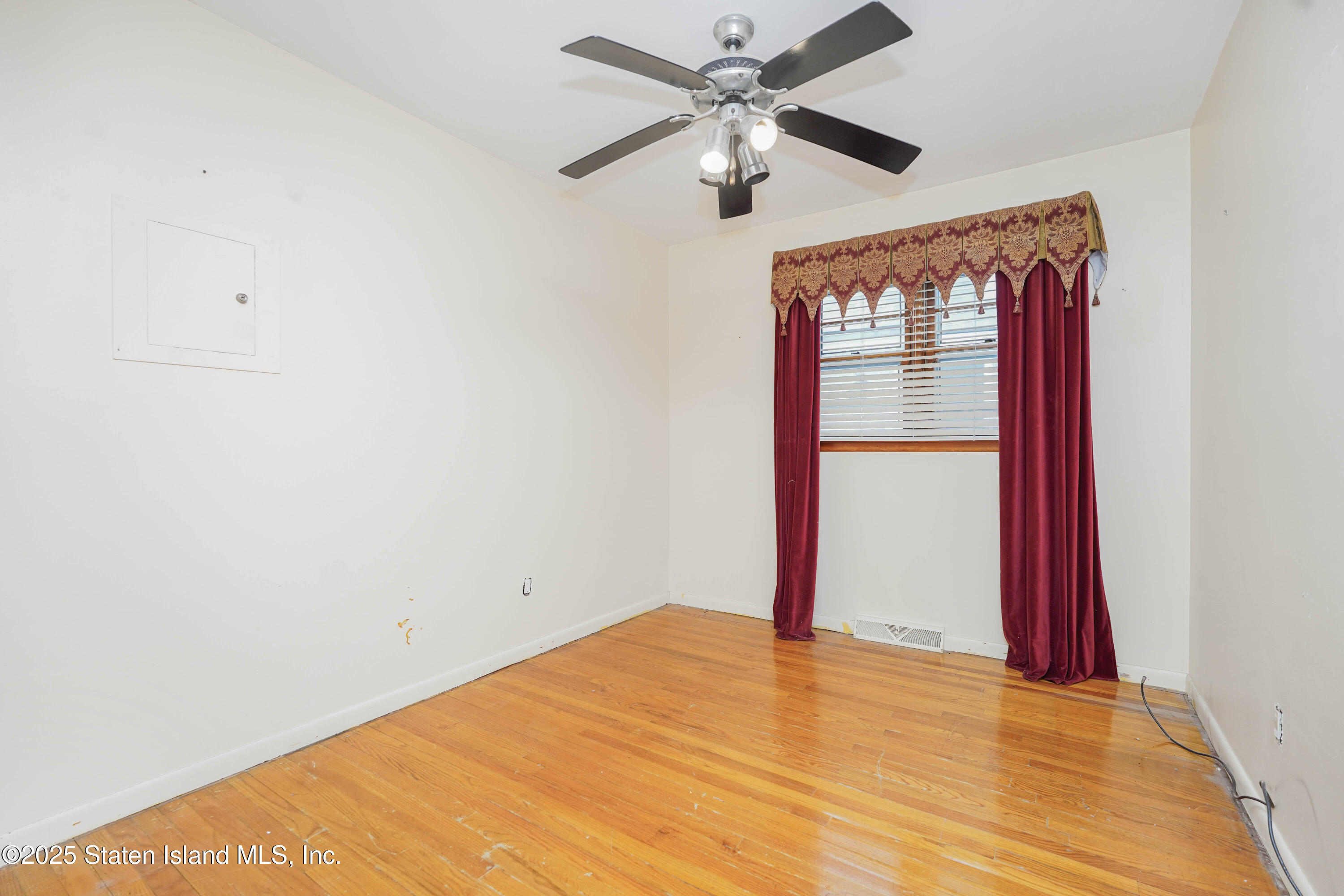 51 Fieldway Avenue, Staten Island, New York image 17