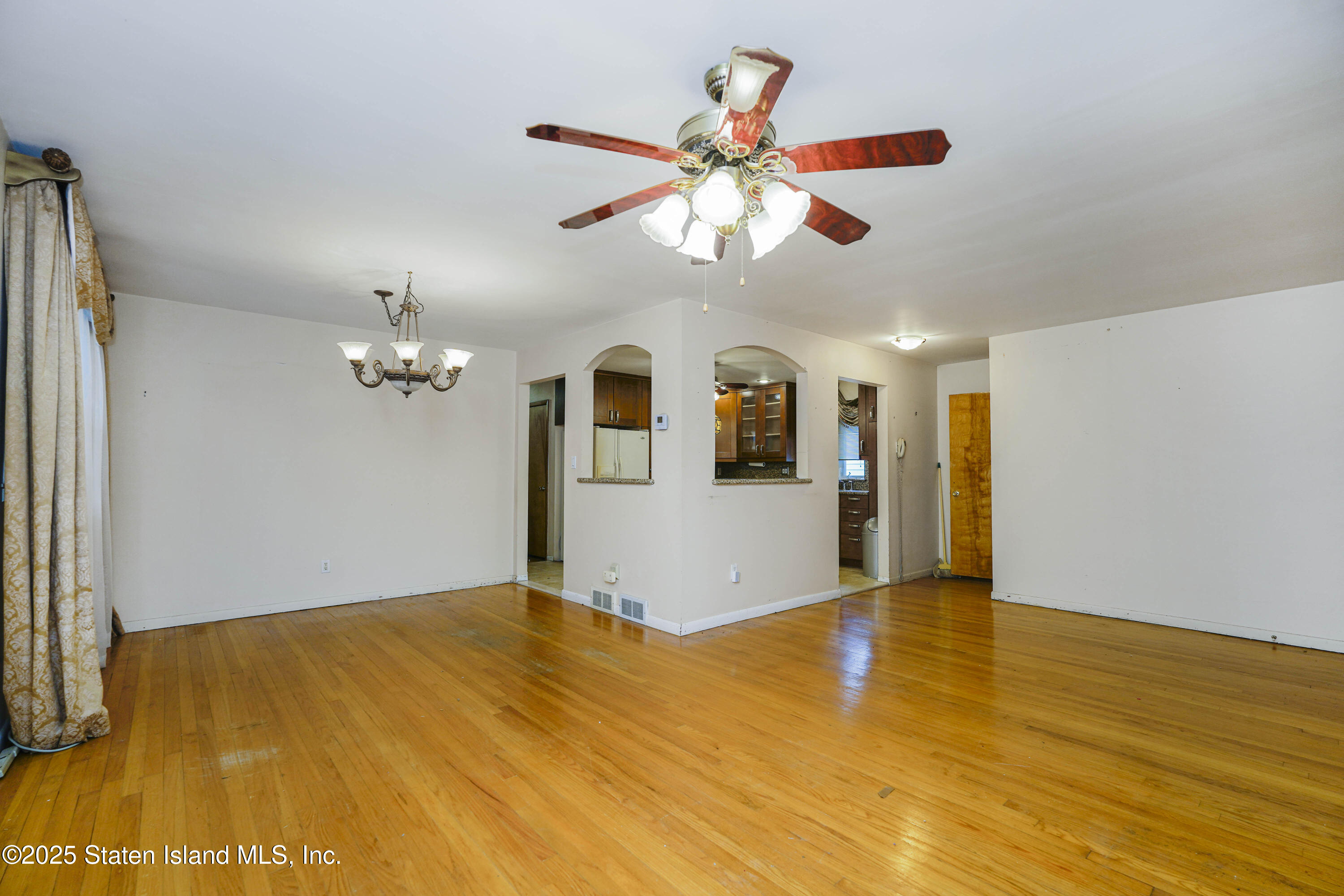 51 Fieldway Avenue, Staten Island, New York image 8