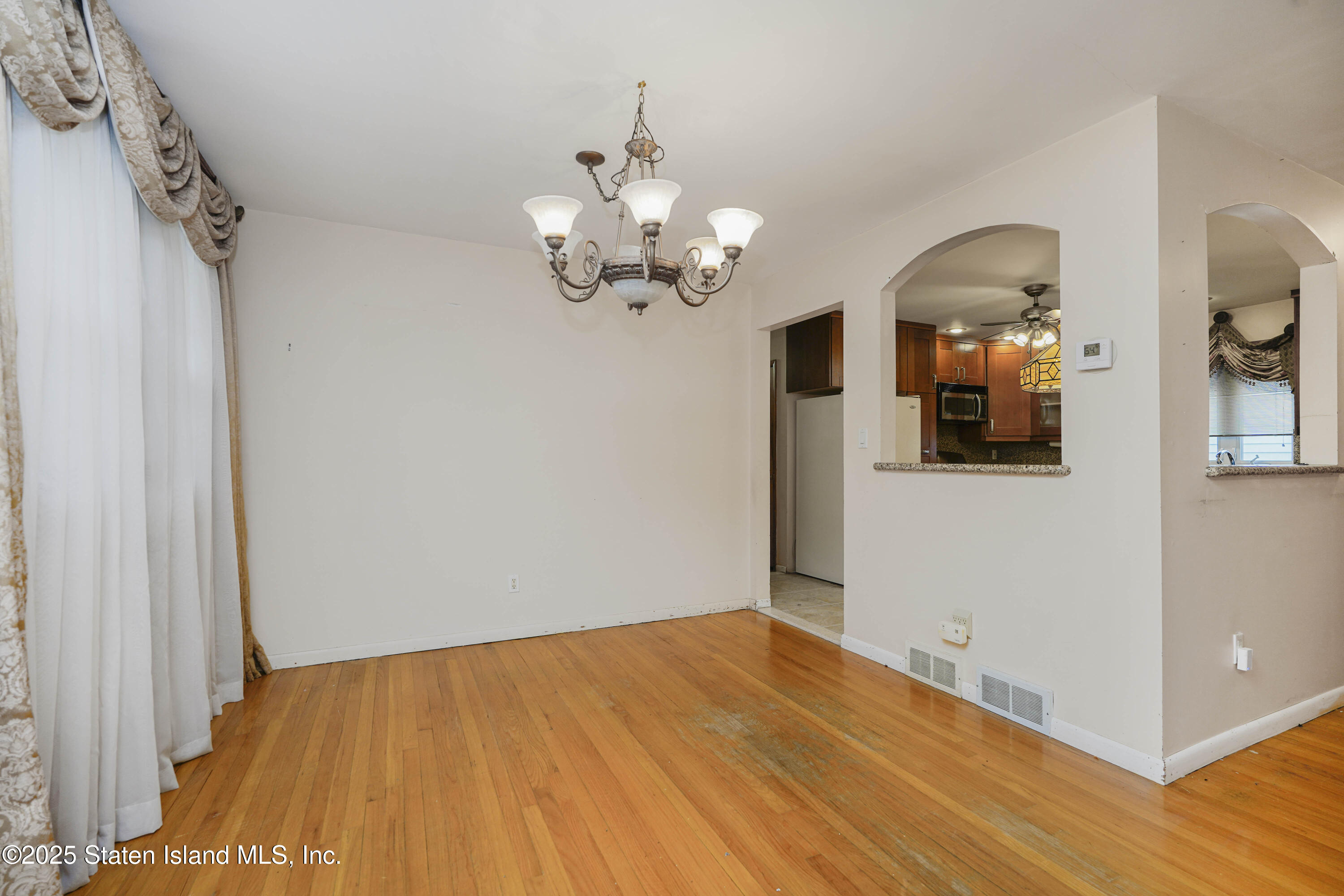 51 Fieldway Avenue, Staten Island, New York image 9