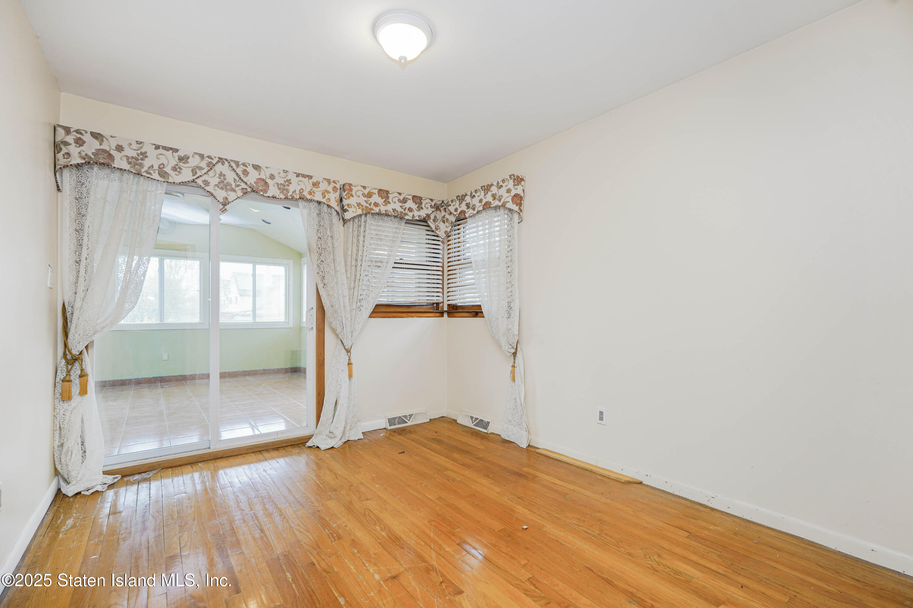 51 Fieldway Avenue, Staten Island, New York image 22