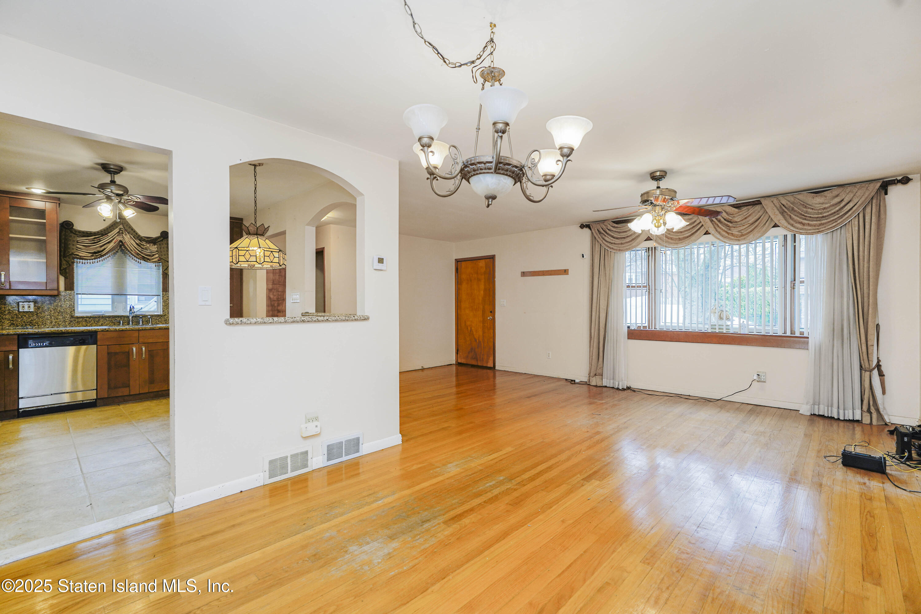 51 Fieldway Avenue, Staten Island, New York image 11