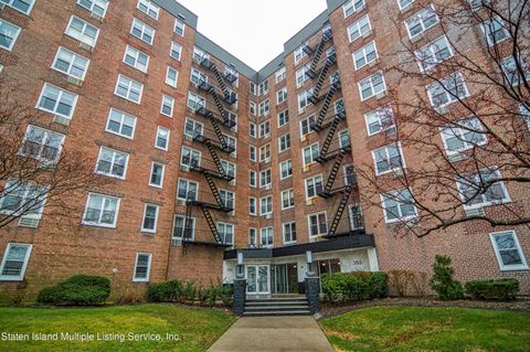 Photo of 350 Richmond Terrace #6m, Staten Island, NY 10301 (MLS # 1155573)