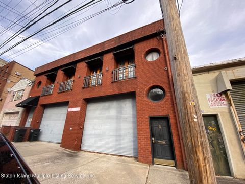 Photo of 63 Montgomery Avenue, Staten Island, NY 10301 (MLS # 2400326)