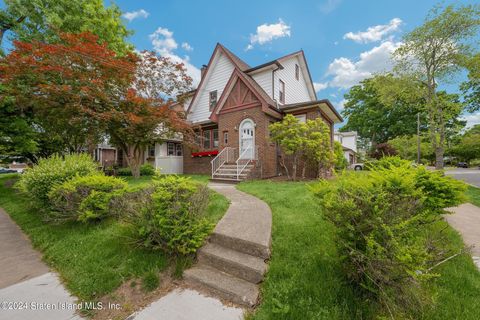 Photo of 83 Crystal Avenue Avenue, Staten Island, NY 10302 (MLS # 2402988)