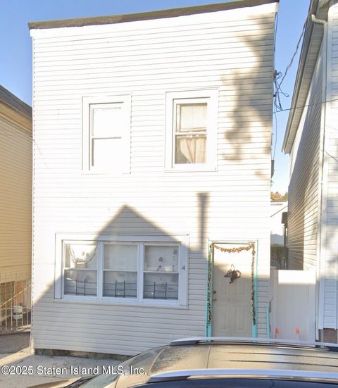 Photo of 4 Avenue B, Staten Island, NY 10302 (MLS # 2506850)