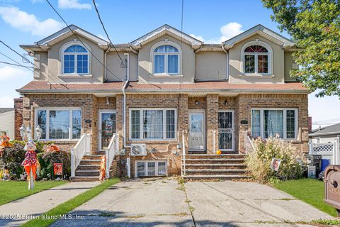 Photo of 407 Riga Street, Staten Island, NY 10306 (MLS # 2506150)