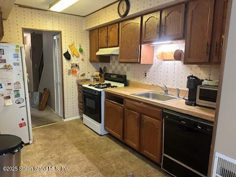 44 Charleston Avenue, Staten Island, New York image 7