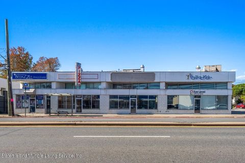 Photo of 1463 Hylan Boulevard, Staten Island, NY 10305 (MLS # 1161236)