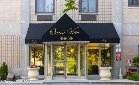 Photo of 31 Hylan Boulevard #1b, Staten Island, NY 10305 (MLS # 2506066)