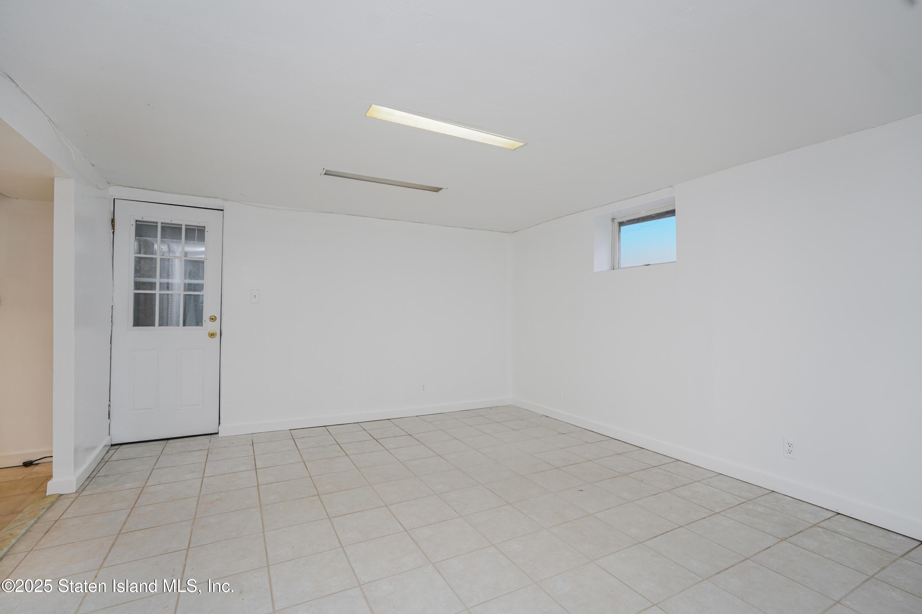 192 Ramapo Avenue, Staten Island, New York image 19