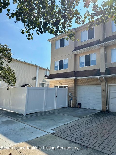 Photo of 110 Wirt Avenue, Staten Island, NY 10309 (MLS # 1164318)