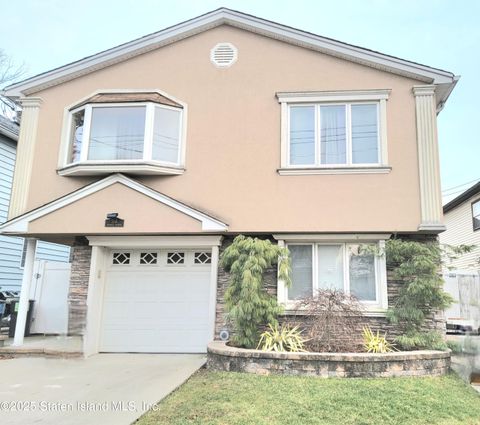 Photo of 166 Detroit Avenue #2, Staten Island, NY 10312 (MLS # 2506146)