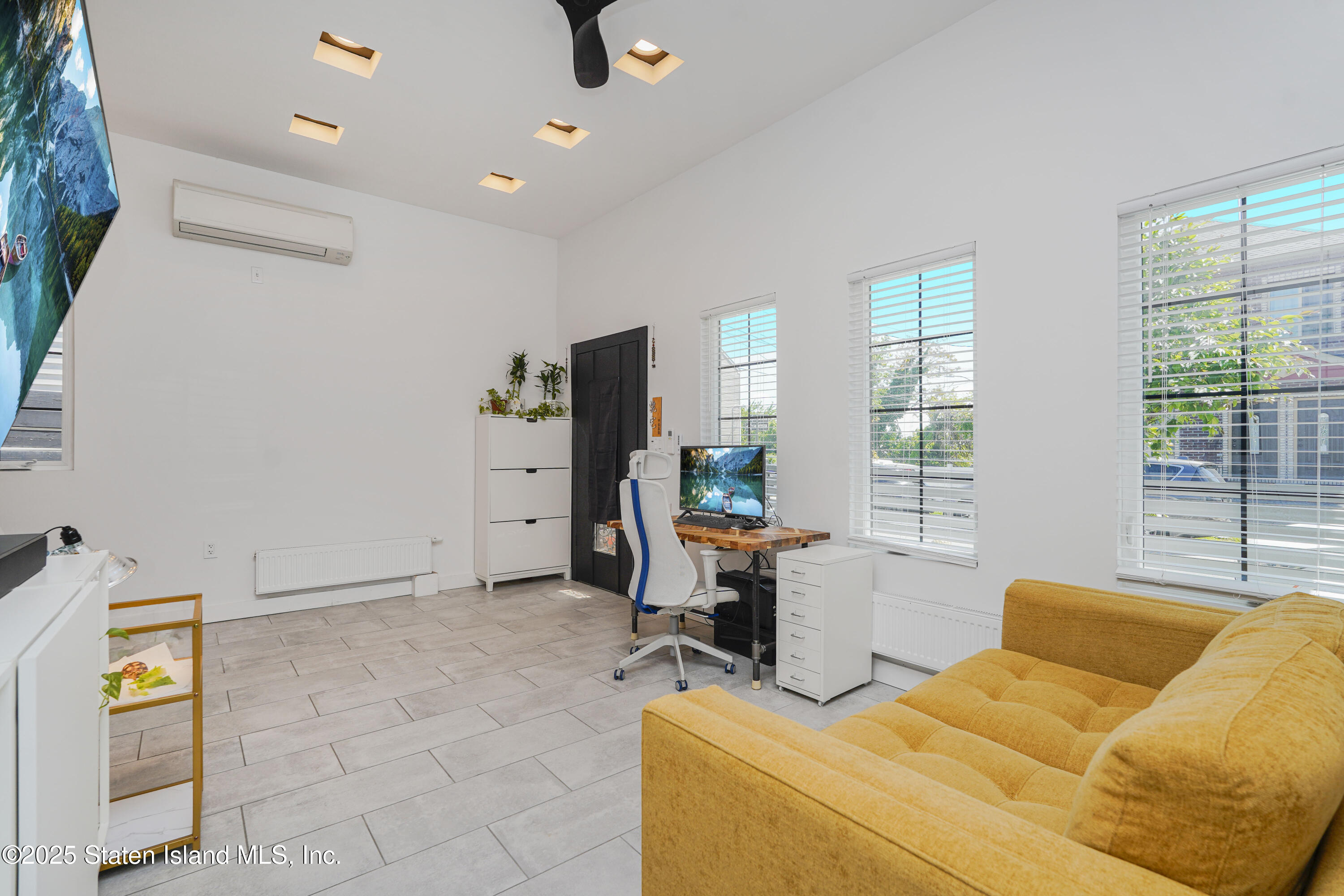 242 Van Duzer Street, Staten Island, New York image 5