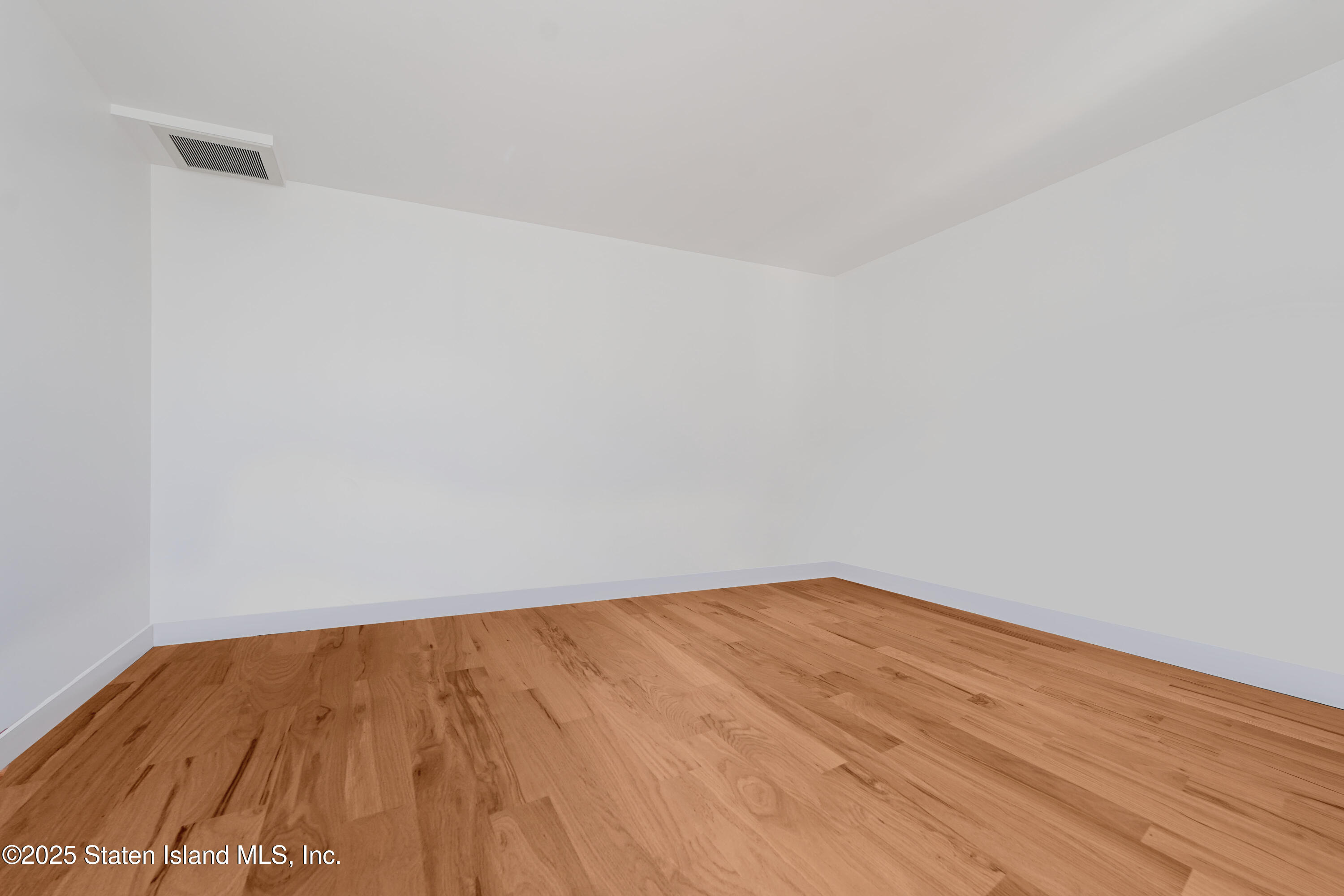 242 Van Duzer Street, Staten Island, New York image 13