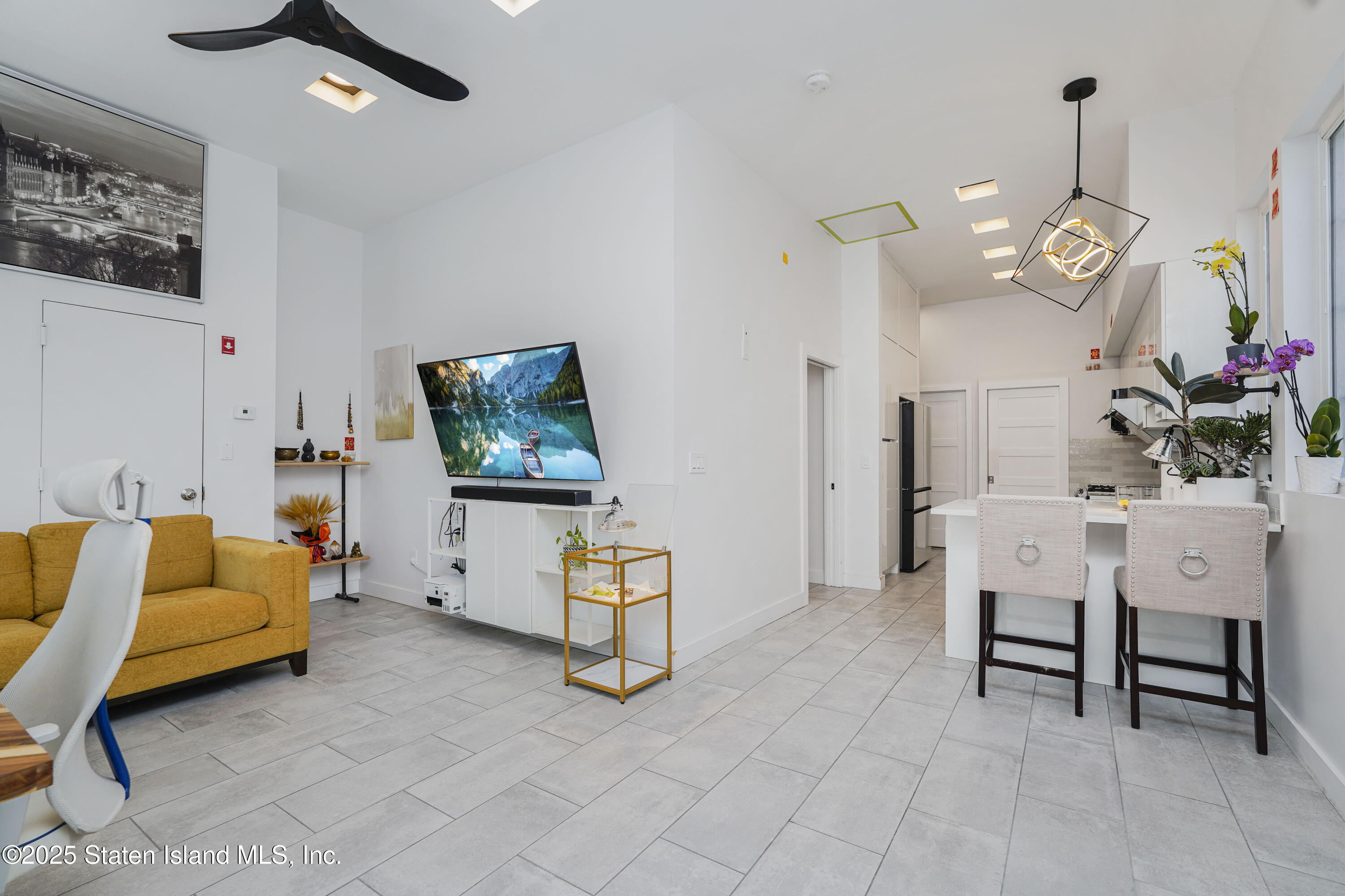 242 Van Duzer Street, Staten Island, New York image 3