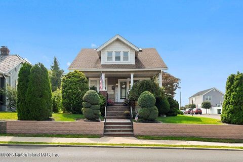 Photo of 206 Washington Road, Sayreville, NJ 08872 (MLS # 2500855)