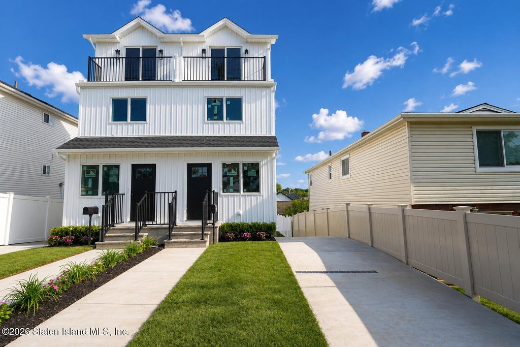 Photo of 212 Holden Boulevard, Staten Island, NY 10314 (MLS # 2604225)