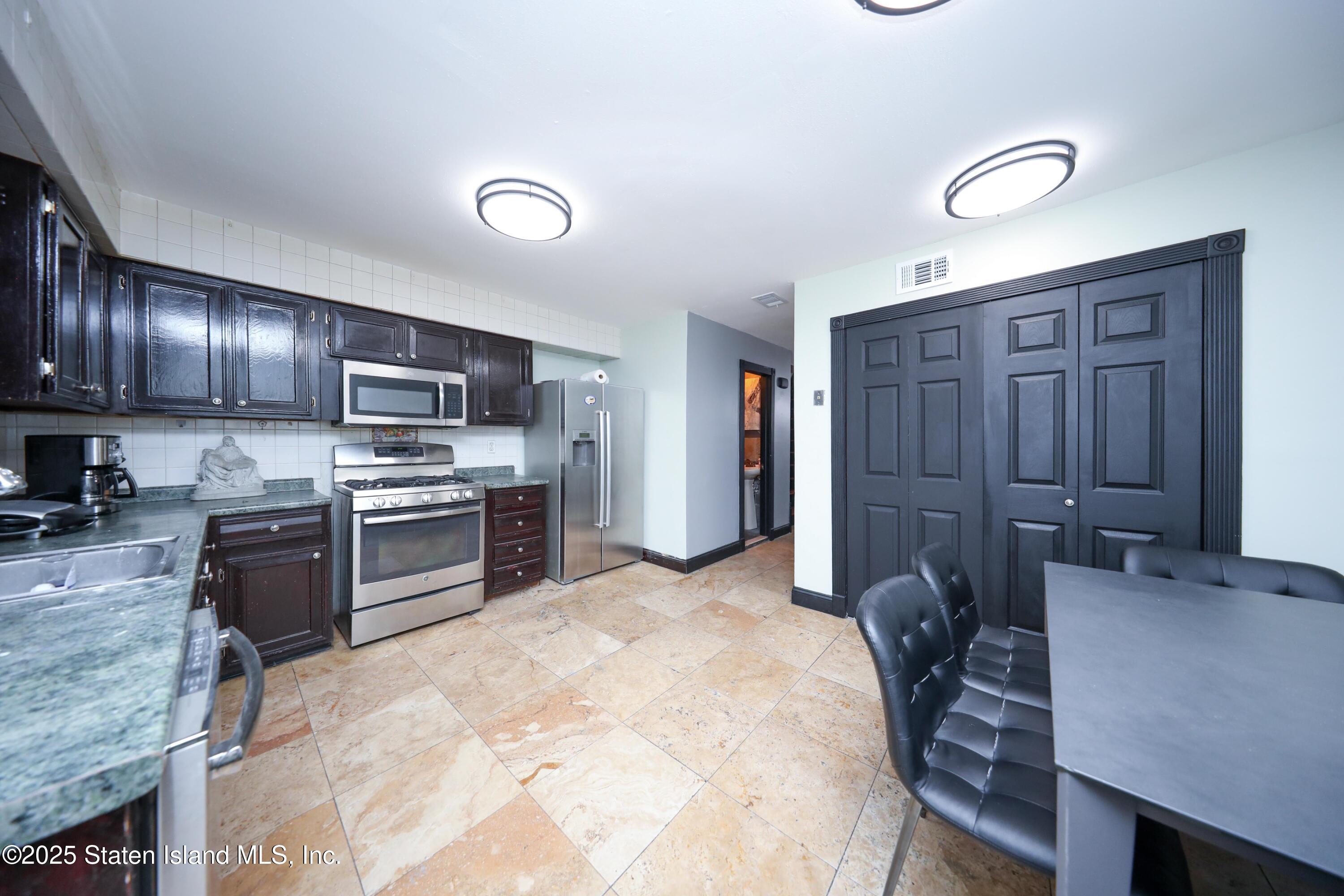 9 Linda Avenue, Staten Island, New York image 10