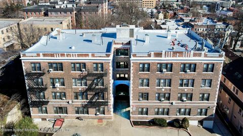 Photo of 25 Sherman Avenue, Staten Island, NY 10301 (MLS # 2401395)