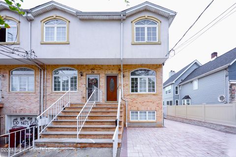 Photo of 289 Nicholas Avenue, Staten Island, NY 10302 (MLS # 2405504)