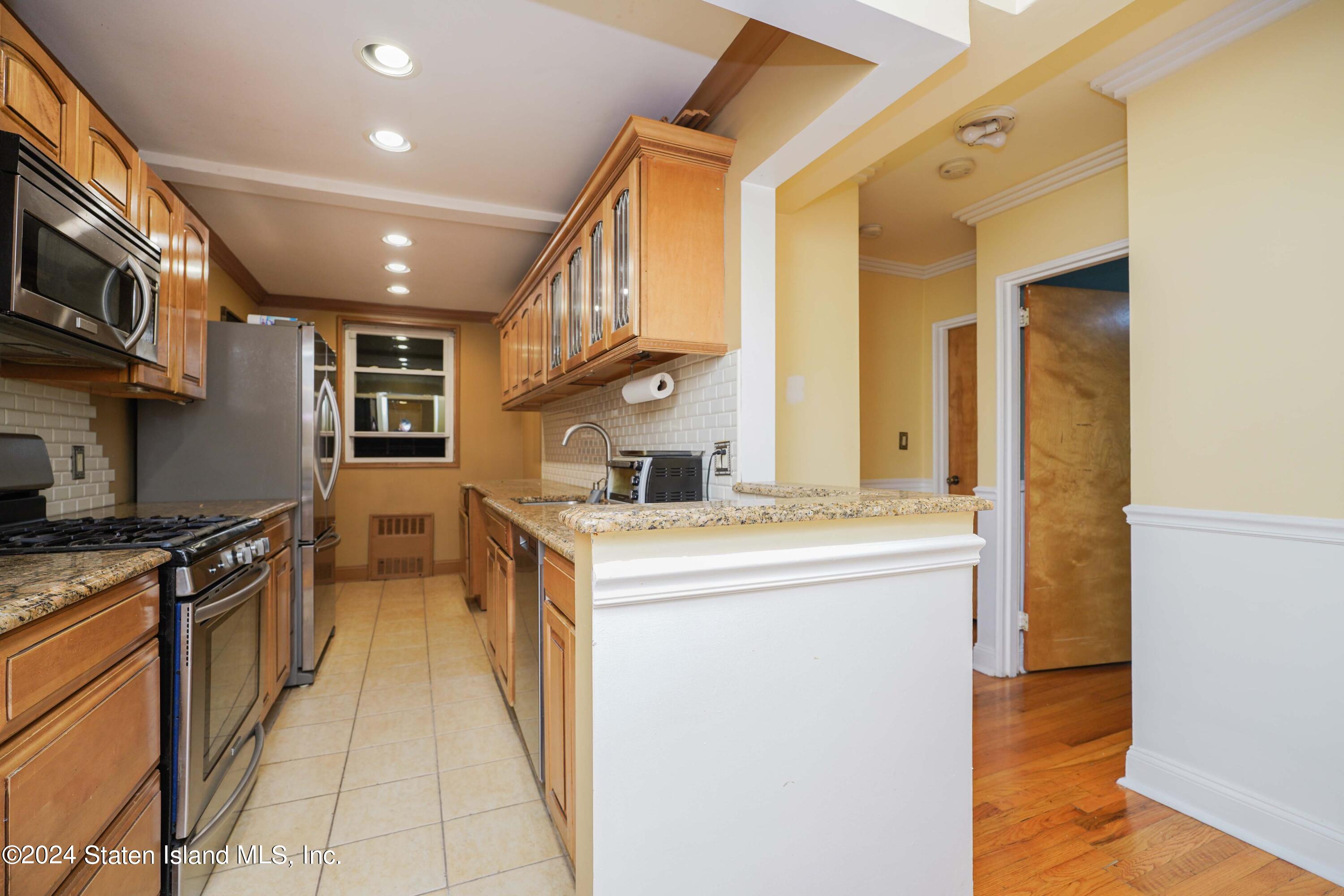 36 Hamilton Ave Avenue #3D, Staten Island, New York image 10