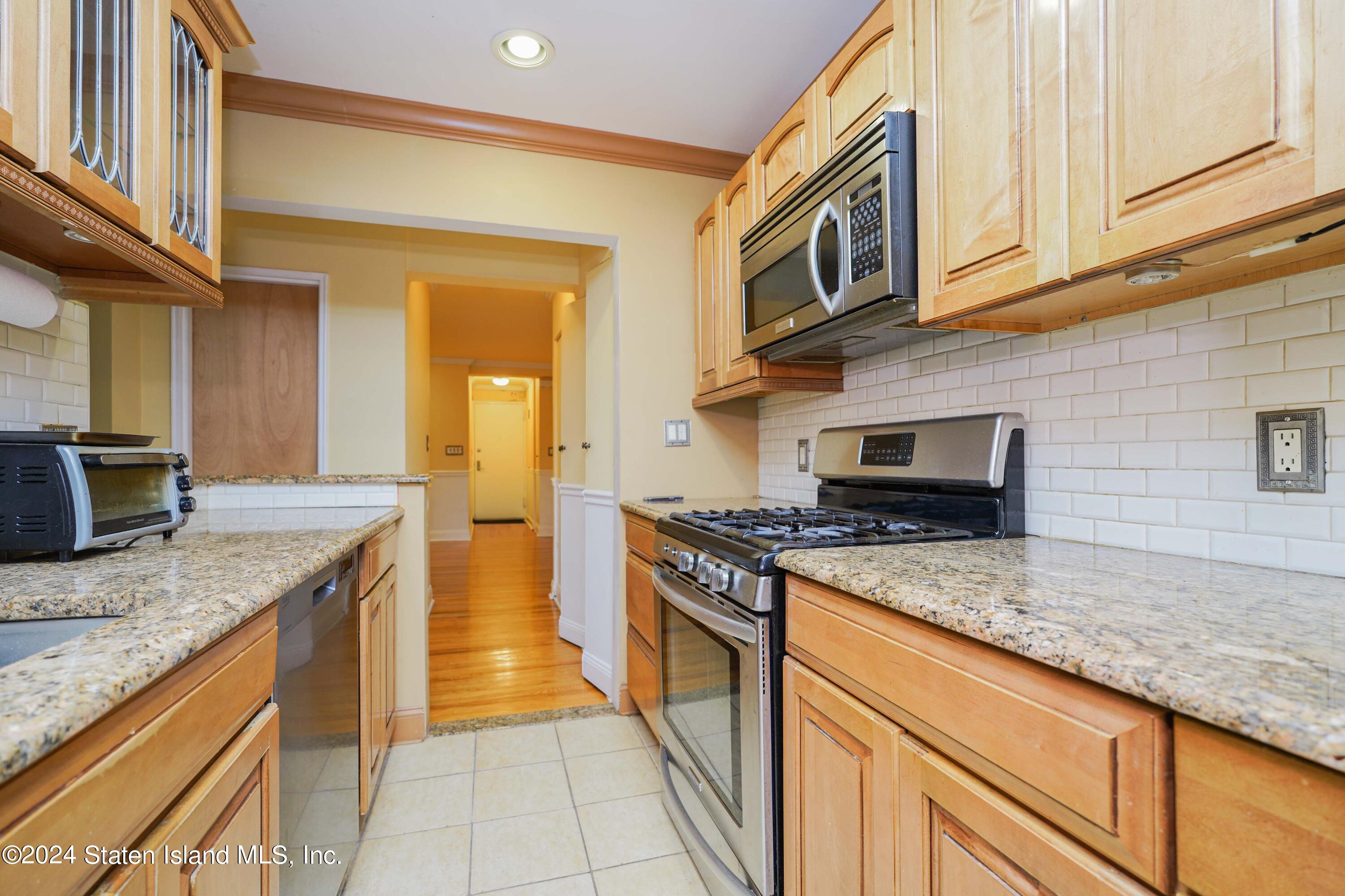 36 Hamilton Ave Avenue #3D, Staten Island, New York image 12