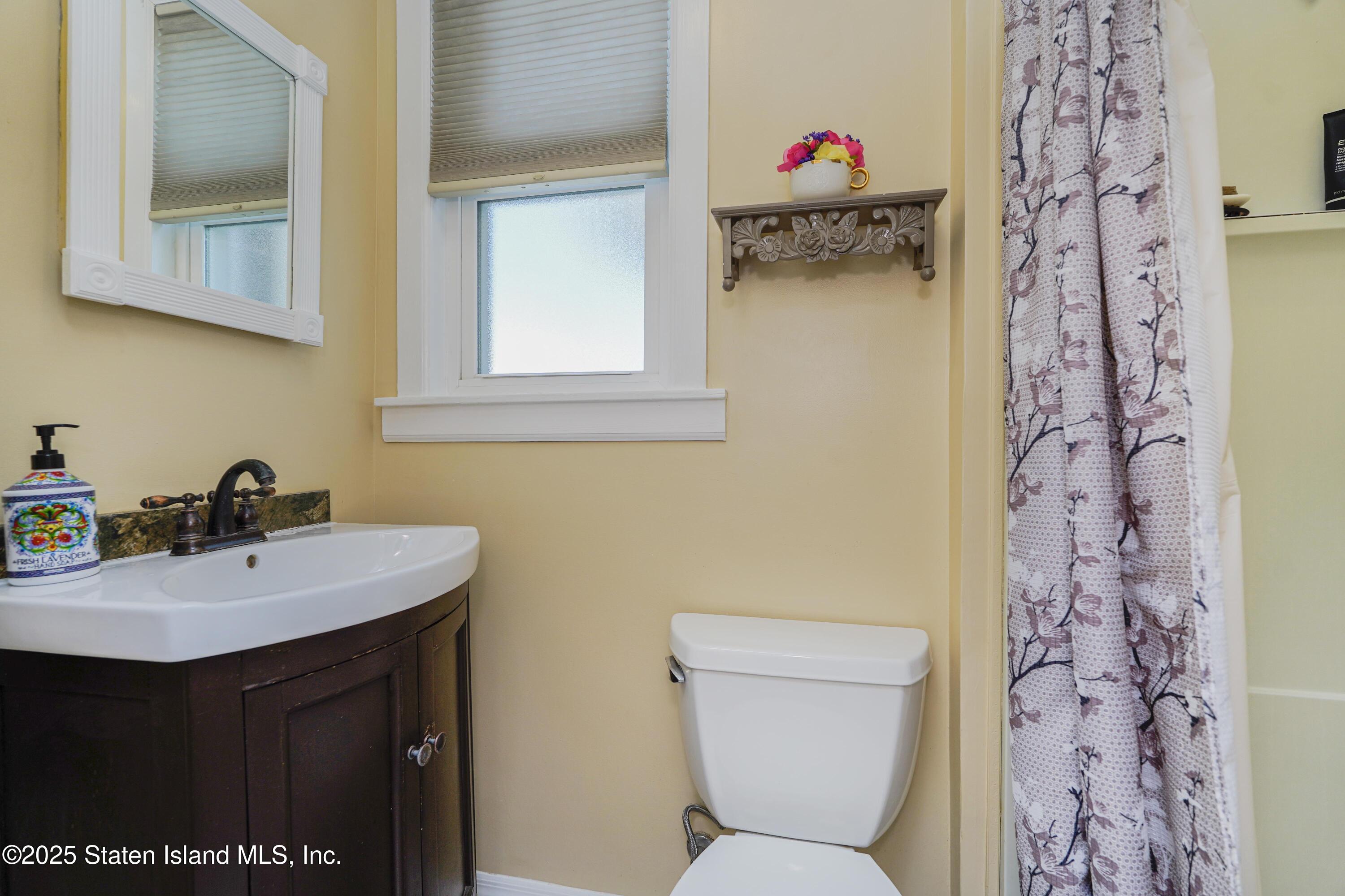 762 New Dorp Lane, Staten Island, New York image 19