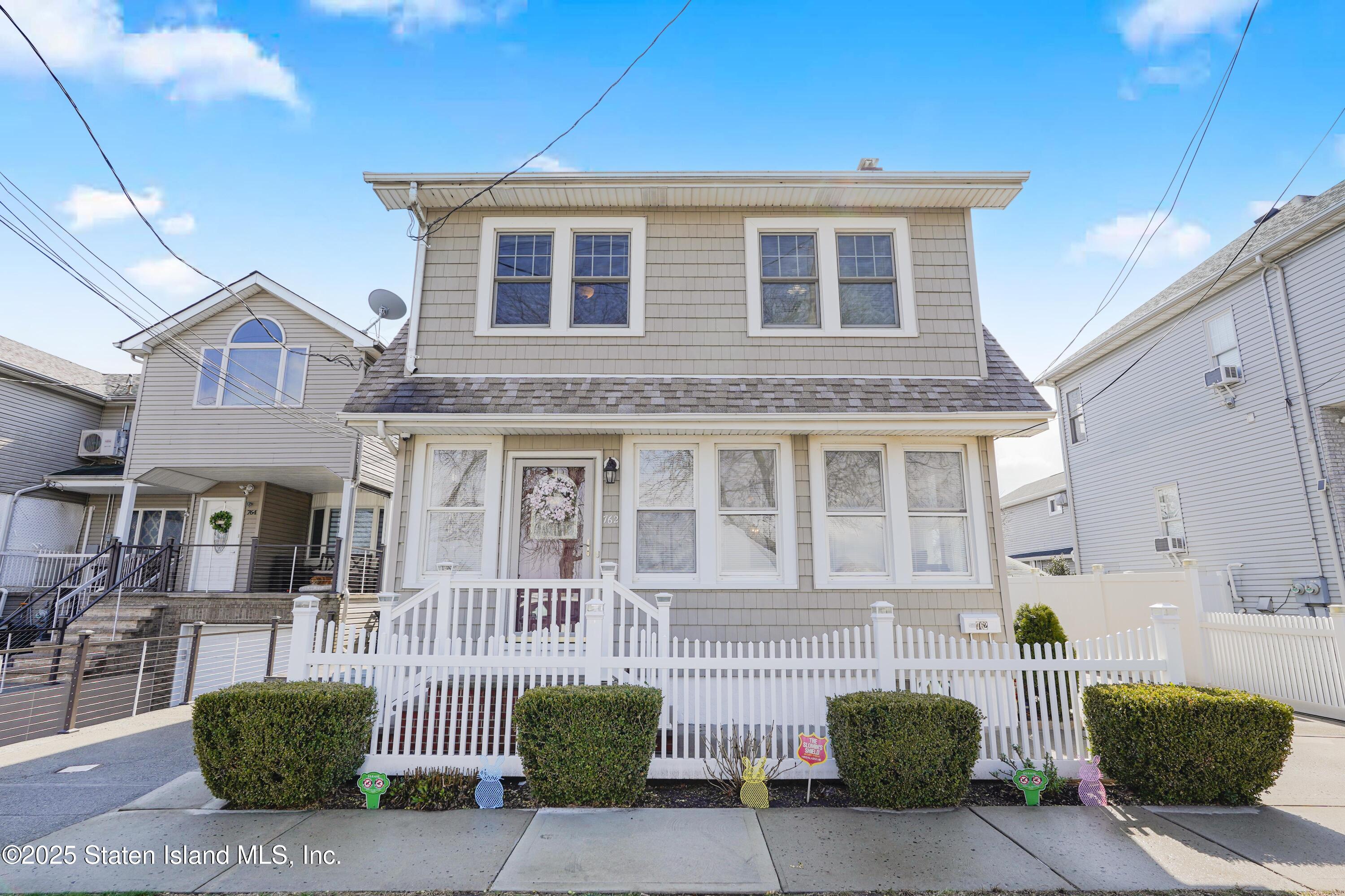 762 New Dorp Lane, Staten Island, New York image 1