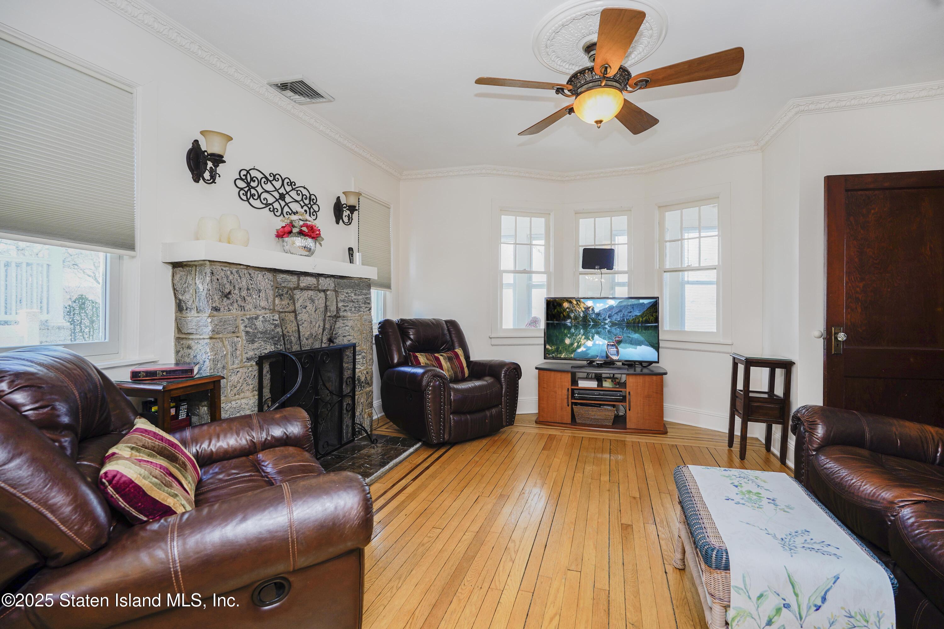 762 New Dorp Lane, Staten Island, New York image 10