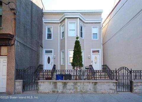 Photo of 1206 Bay Street, Staten Island, NY 10305 (MLS # 2505357)